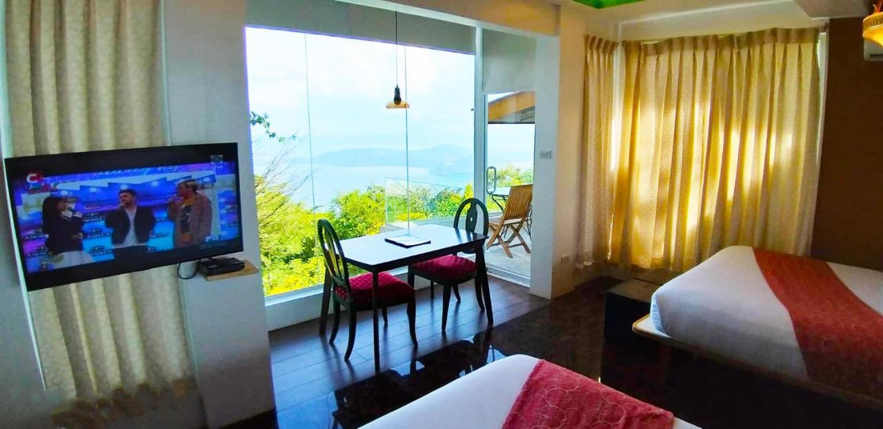 The Carmelence View Bed & Breakfast Tagaytay City Bagian luar foto