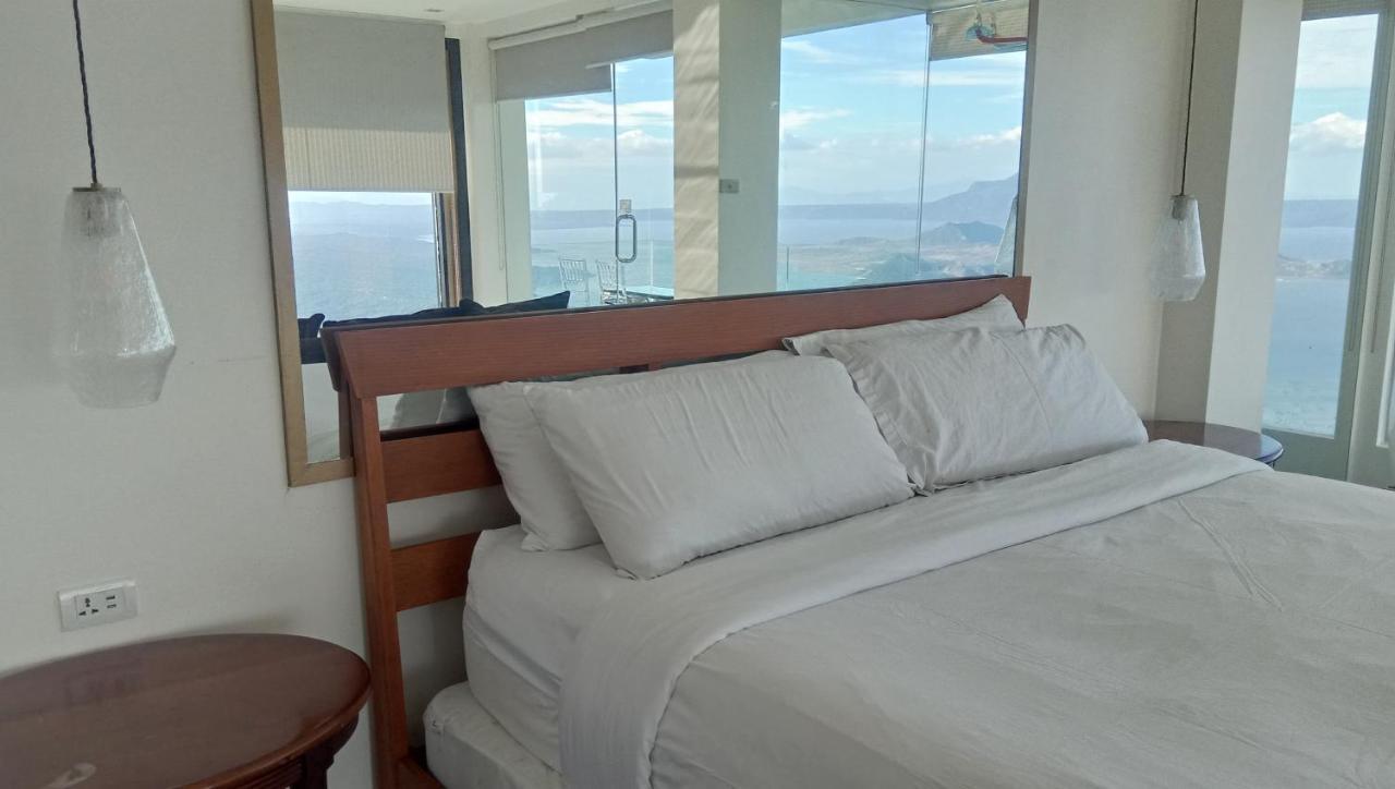 The Carmelence View Bed & Breakfast Tagaytay City Bagian luar foto