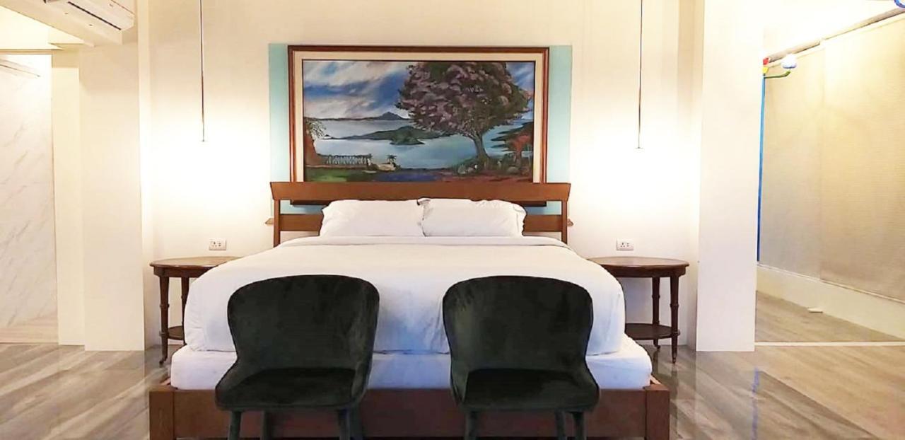 The Carmelence View Bed & Breakfast Tagaytay City Bagian luar foto